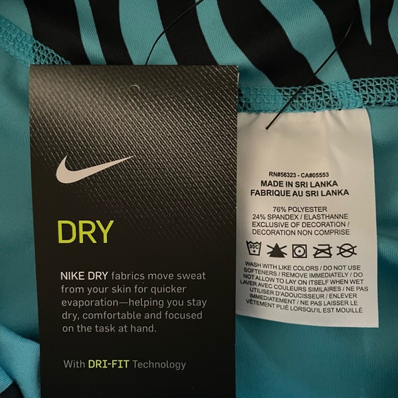 🎉HP🎉Nike One Tight Fit Shorts - Blue & Black - Picture 6 of 8